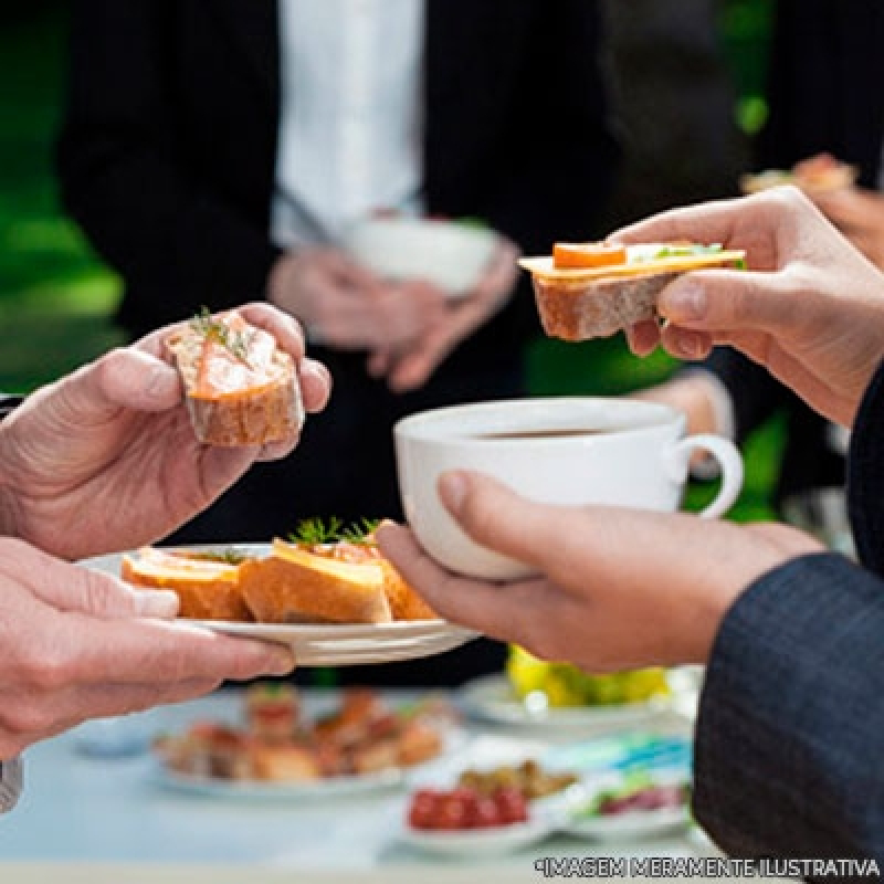 Fornecimento e entrega de café da manhã e lanche da tarde para Empresas