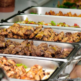 distribuidor de alimentação oferecida pela empresa Parque do Carmo distribuidor de alimentação oferecida pela empresa Parque do Carmo